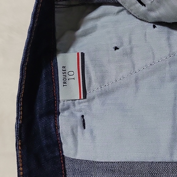 TOMMY HILFIGER TROUSER  JEAN 10 SIZE. - Picture 12 of 16